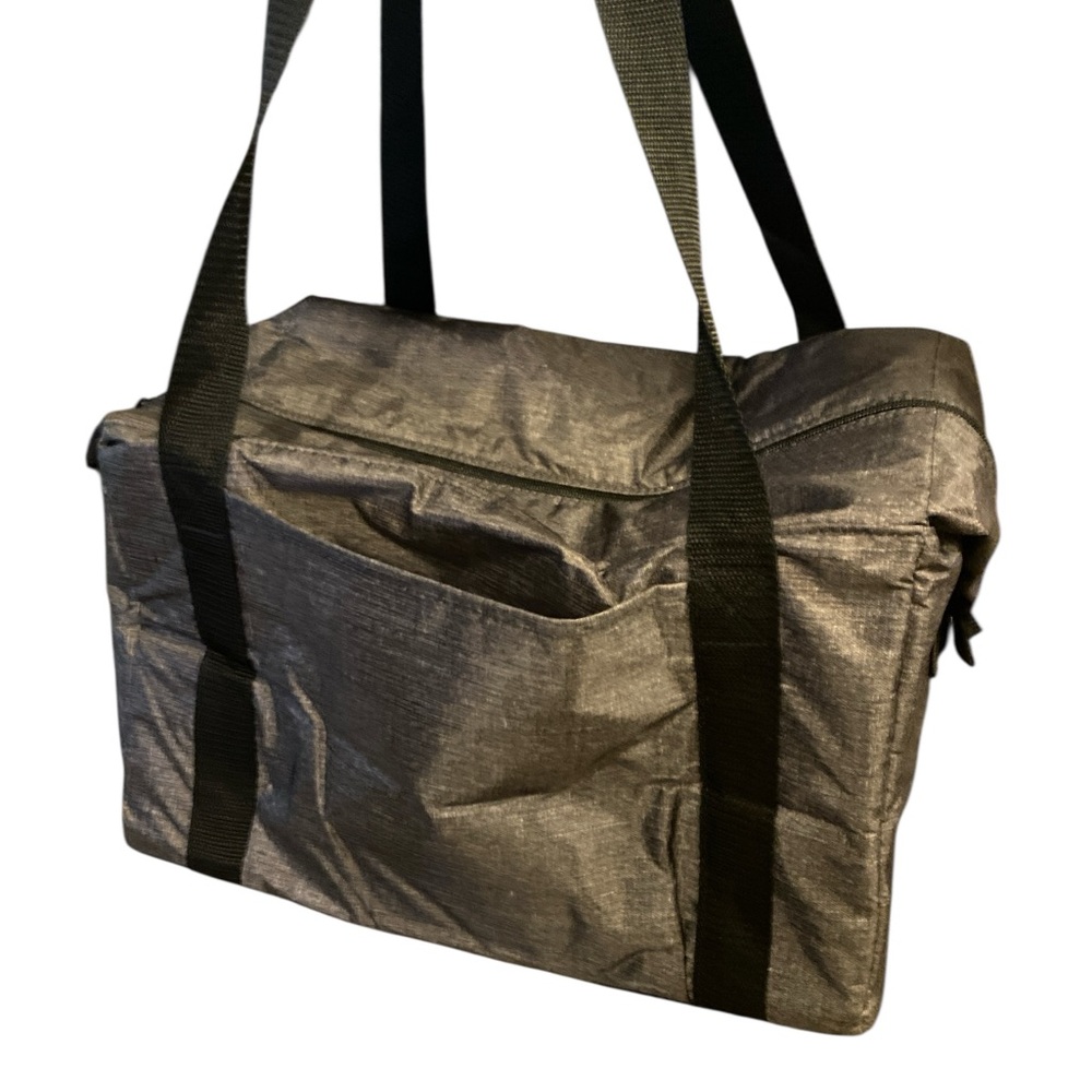 Thirty-One gray collapsable cooler